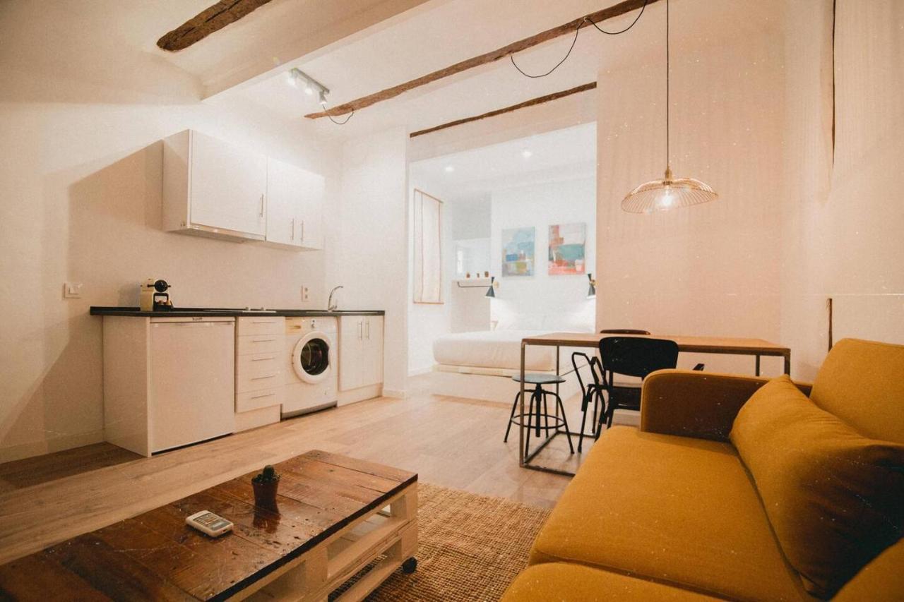 Charming Design Apartment Reina Sofia Мадрид Екстер'єр фото