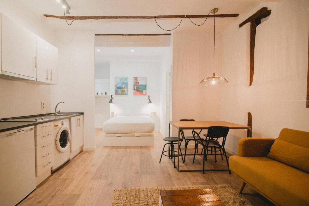Charming Design Apartment Reina Sofia Мадрид Екстер'єр фото